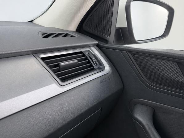 Skoda Rapid I Рестайлинг с пробегом 2019 года, цена 1 399 000 рублей, 142000 км, лифтбек, Автокод Объявления