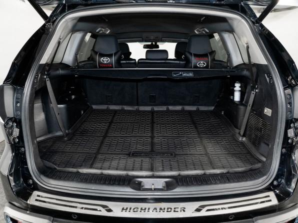 Toyota Highlander III (XU50) с пробегом 2014 года, цена 2 500 000 рублей, 181882 км, внедорожник, Автокод Объявления