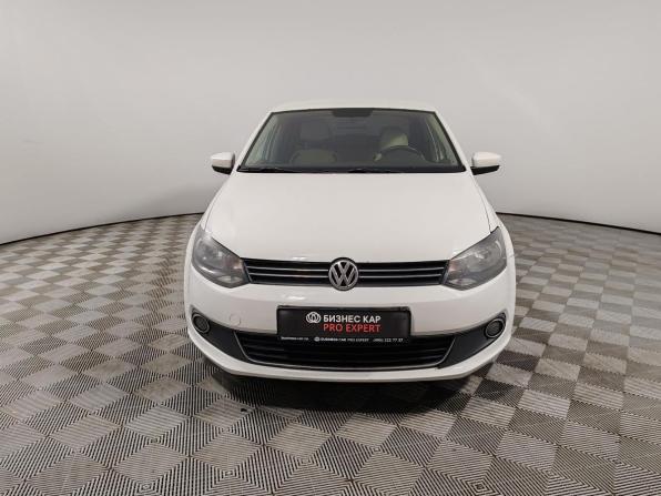 Volkswagen Polo V Рестайлинг с пробегом 2019 года, цена 1 199 000 рублей, 112007 км, седан, Автокод Объявления