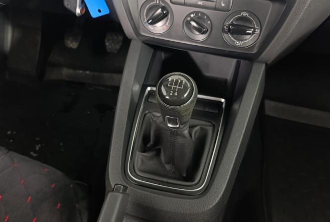 Volkswagen Jetta VI с пробегом 2015 года, цена 1 135 000 рублей, 139760 км, седан, Автокод Объявления