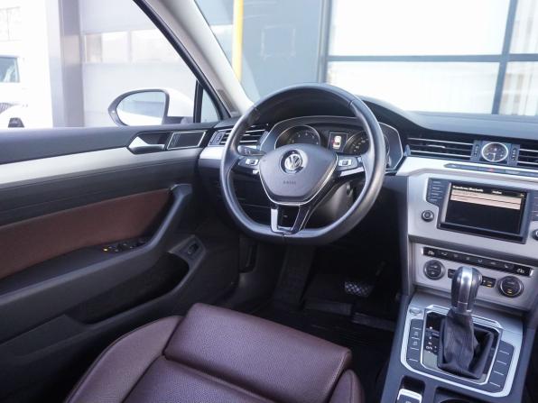 Volkswagen Passat B8 с пробегом 2016 года, цена 1 950 000 рублей, 133253 км, седан, Автокод Объявления