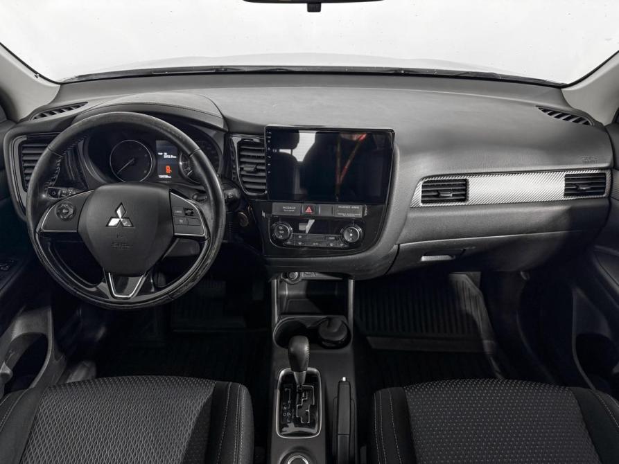 Mitsubishi Outlander III Рестайлинг 2 Санкт-Петербург  - изображение 14