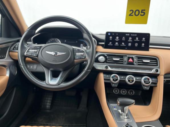 Genesis G70 I Рестайлинг с пробегом 2021 года, цена 2 950 000 рублей, 54000 км, седан, Автокод Объявления