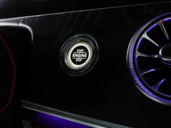 Mercedes-Benz E-Класс V (W213 S213 C238) с пробегом 2016 года, цена 2 769 000 рублей, 174934 км, седан, Автокод Объявления