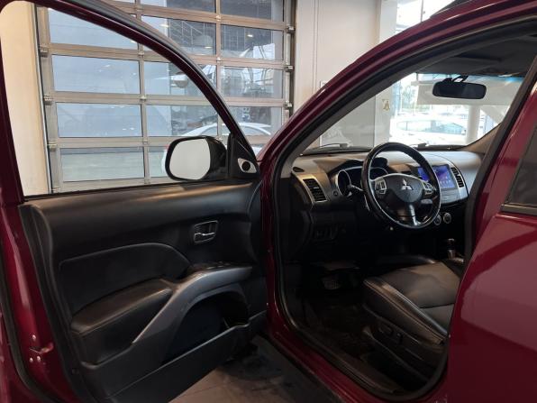 Mitsubishi Outlander II с пробегом 2007 года, цена 771 000 рублей, 451797 км, внедорожник, Автокод Объявления