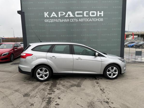 Ford Focus III с пробегом 2013 года, цена 715 000 рублей, 220477 км, универсал, Автокод Объявления