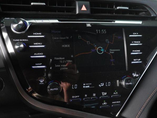 Toyota Camry VIII (XV70) с пробегом 2019 года, цена 2 850 000 рублей, 98977 км, седан, Автокод Объявления