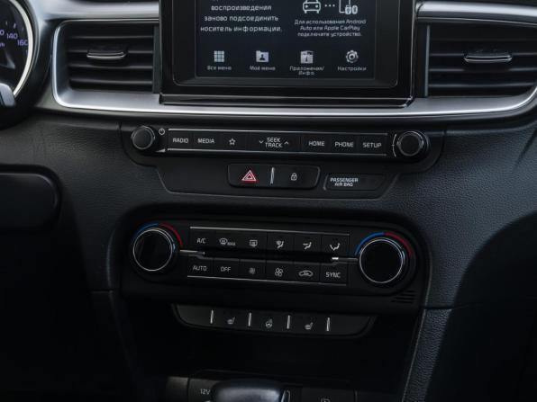 Kia Ceed III с пробегом 2019 года, цена 1 976 768 рублей, 46267 км, универсал, Автокод Объявления