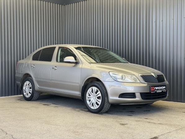Skoda Octavia II (A5) Рестайлинг с пробегом 2012 года, цена 797 000 рублей, 182687 км, лифтбек, Автокод Объявления