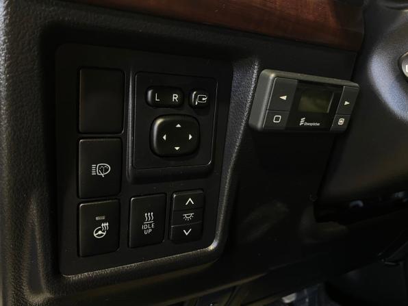 Toyota Land Cruiser Prado 150 Series Рестайлинг 1 с пробегом 2015 года, цена 3 700 000 рублей, 230118 км, внедорожник, Автокод Объявления