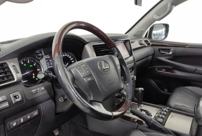 Lexus LX III Рестайлинг с пробегом 2013 года, цена 3 650 000 рублей, 396308 км, внедорожник, Автокод Объявления