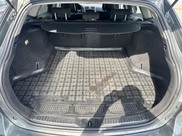 Toyota Avensis III с пробегом 2010 года, цена 888 000 рублей, 206458 км, универсал, Автокод Объявления