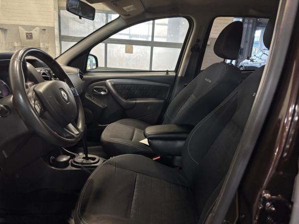 Renault Duster I Рестайлинг с пробегом 2015 года, цена 1 119 000 рублей, 93000 км, внедорожник, Автокод Объявления