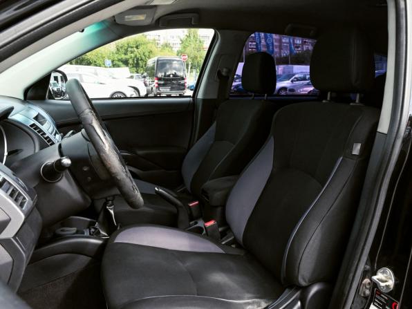 Mitsubishi Outlander II Рестайлинг с пробегом 2011 года, цена 989 000 рублей, 255825 км, внедорожник, Автокод Объявления