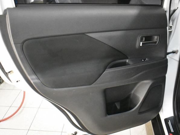 Mitsubishi Outlander III Рестайлинг 2 с пробегом 2016 года, цена 1 599 000 рублей, 190100 км, внедорожник, Автокод Объявления
