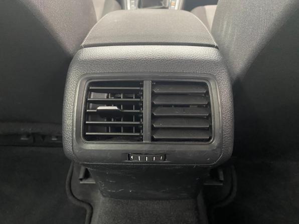 Volkswagen Golf VII с пробегом 2014 года, цена 1 300 000 рублей, 157000 км, хэтчбек, Автокод Объявления