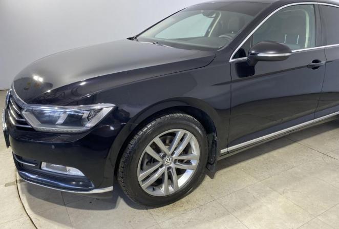 Volkswagen Passat B8 с пробегом 2017 года, цена 1 950 000 рублей, 130239 км, седан, Автокод Объявления