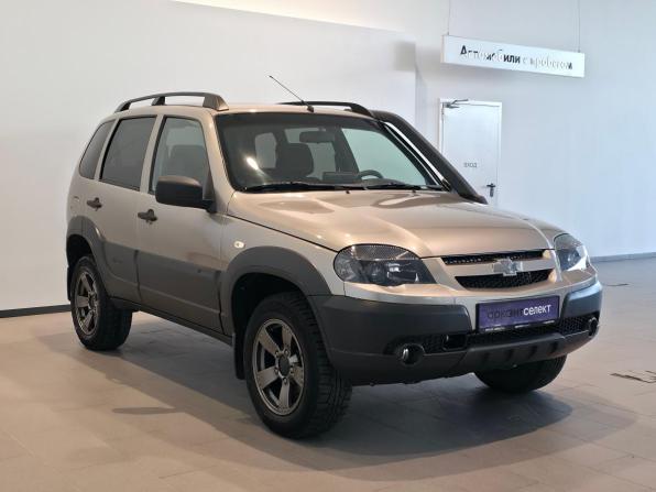 Chevrolet Niva I Рестайлинг с пробегом 2019 года, цена 888 000 рублей, 47000 км, внедорожник, Автокод Объявления