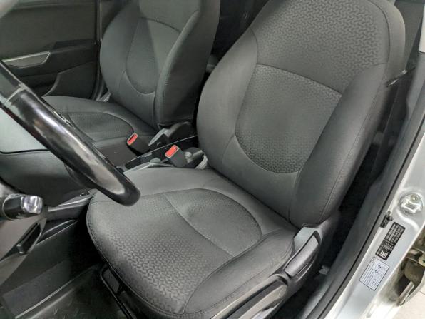 Kia Rio III Рестайлинг с пробегом 2016 года, цена 990 000 рублей, 142269 км, седан, Автокод Объявления
