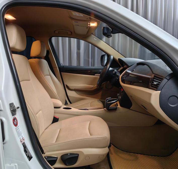 BMW X1 I (E84) Москва  - изображение 8