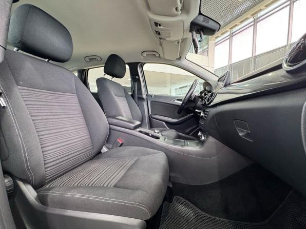 Mercedes-Benz B-Класс II (W246) с пробегом 2012 года, цена 1 095 000 рублей, 174467 км, хэтчбек, Автокод Объявления