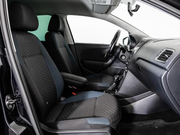 Volkswagen Polo V Рестайлинг с пробегом 2019 года, цена 1 199 000 рублей, 129063 км, седан, Автокод Объявления
