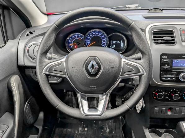 Renault Sandero II Рестайлинг с пробегом 2021 года, цена 1 255 000 рублей, 80311 км, хэтчбек, Автокод Объявления