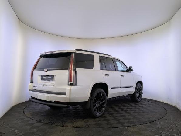 Cadillac Escalade IV с пробегом 2020 года, цена 6 100 000 рублей, 47064 км, внедорожник, Автокод Объявления