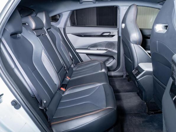 Changan UNI-V I с пробегом 2024 года, цена 2 190 000 рублей, 75901 км, лифтбек, Автокод Объявления