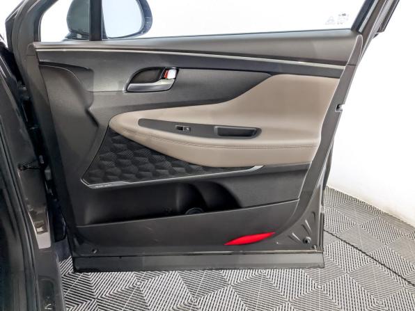 Hyundai Santa Fe IV Рестайлинг с пробегом 2021 года, цена 4 050 000 рублей, 46076 км, внедорожник, Автокод Объявления