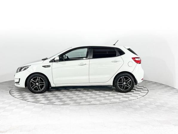 Kia Rio III Рестайлинг с пробегом 2015 года, цена 941 000 рублей, 88806 км, хэтчбек, Автокод Объявления