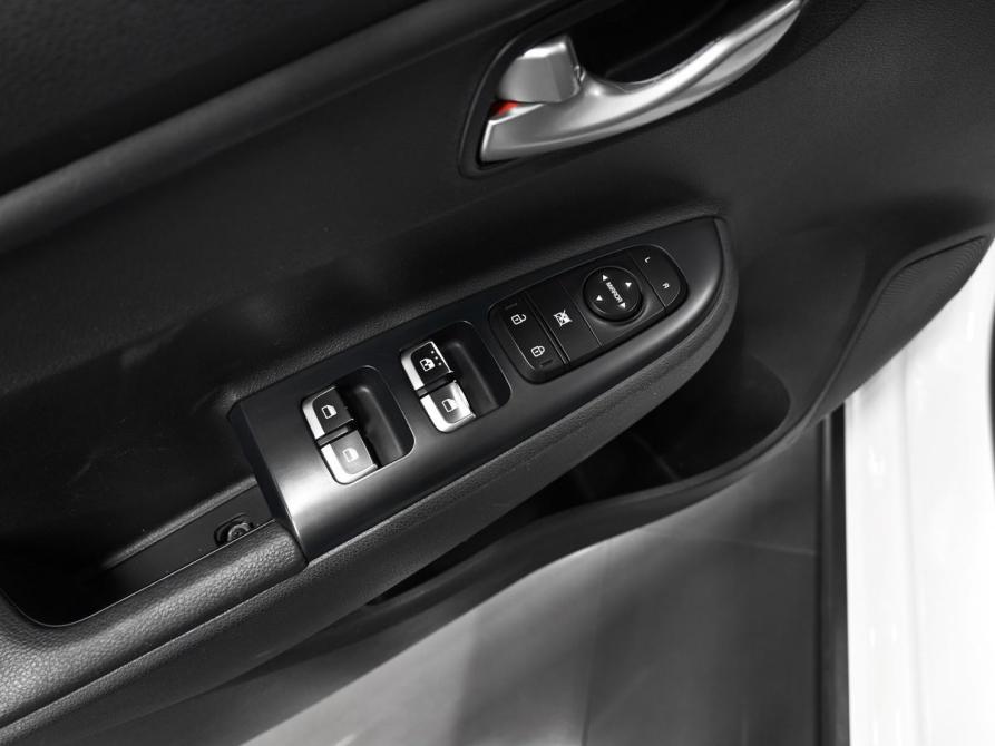Kia Rio IV Тверь  - изображение 21