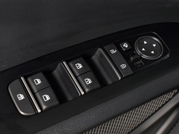 Kia Soul III с пробегом 2022 года, цена 2 429 995 рублей, 55955 км, хэтчбек, Автокод Объявления