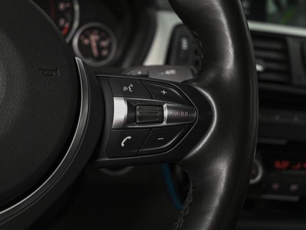 BMW 3 серии VI (F3x) Рестайлинг с пробегом 2018 года, цена 3 068 950 рублей, 81180 км, седан, Автокод Объявления