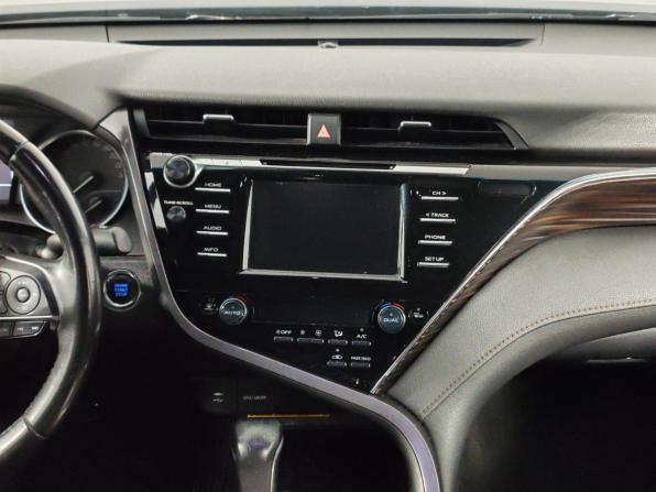Toyota Camry VIII (XV70) с пробегом 2019 года, цена 2 199 000 рублей, 235676 км, седан, Автокод Объявления