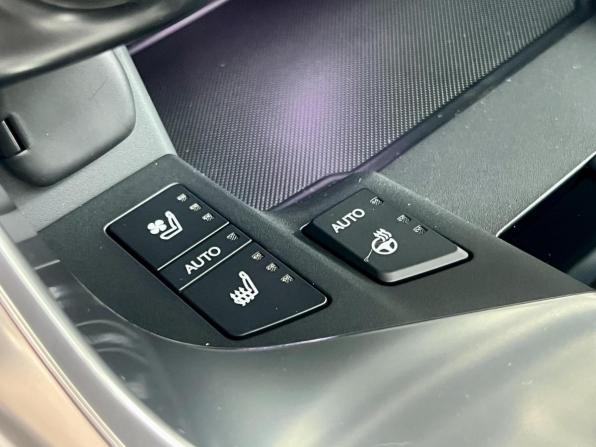 Lexus LX IV с пробегом 2024 года, цена 20 350 000 рублей, 18 км, внедорожник, Автокод Объявления