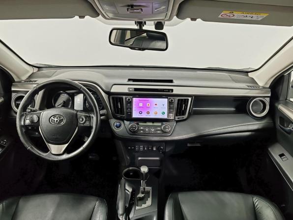 Toyota RAV4 IV (XA40) Рестайлинг с пробегом 2018 года, цена 2 125 000 рублей, 205780 км, внедорожник, Автокод Объявления