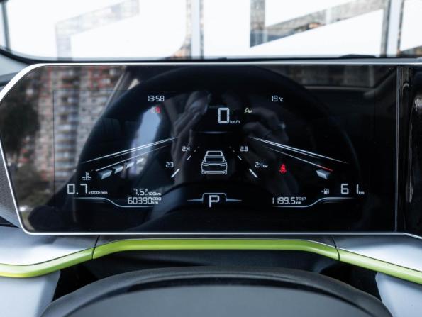 Geely Coolray I Рестайлинг с пробегом 2023 года, цена 2 095 000 рублей, 60390 км, внедорожник, Автокод Объявления