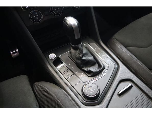 Volkswagen Tiguan II с пробегом 2019 года, цена 2 649 000 рублей, 123525 км, внедорожник, Автокод Объявления