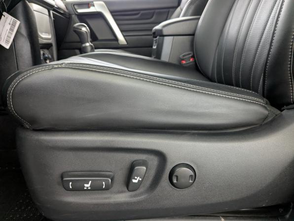 Toyota Land Cruiser Prado 150 Series Рестайлинг 3 с пробегом 2021 года, цена 5 150 000 рублей, 74457 км, внедорожник, Автокод Объявления