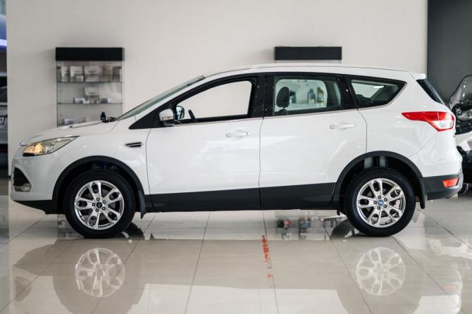 Ford Kuga II с пробегом 2016 года, цена 1 600 000 рублей, 96000 км, внедорожник, Автокод Объявления