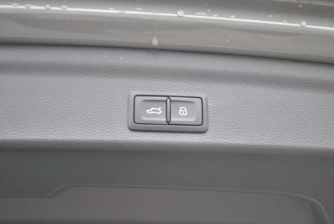 Audi Q3 II (F3) с пробегом 2026 года, цена 4 990 000 рублей, 10 км, внедорожник, Автокод Объявления