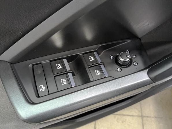 Audi Q3 Sportback II (F3) с пробегом 2021 года, цена 4 240 000 рублей, 67333 км, внедорожник, Автокод Объявления