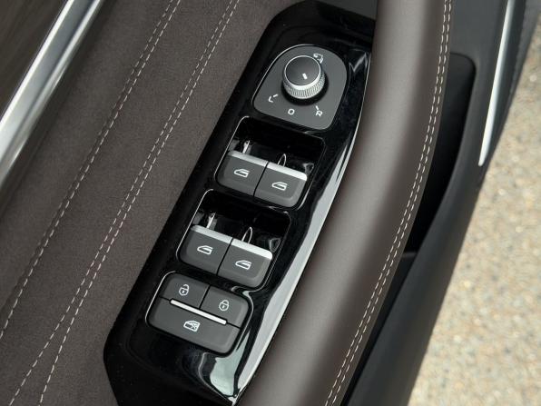 Geely Monjaro I Рестайлинг 2 (China Market) с пробегом 2026 года, цена 4 200 000 рублей, 25 км, внедорожник, Автокод Объявления