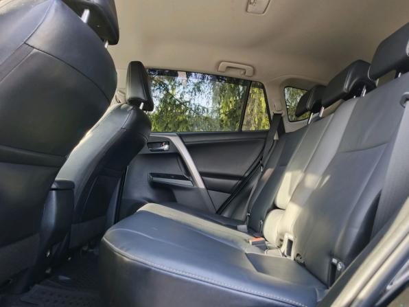Toyota RAV4 IV (XA40) Рестайлинг с пробегом 2017 года, цена 1 999 000 рублей, 242437 км, внедорожник, Автокод Объявления