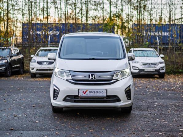 Honda Stepwgn V с пробегом 2015 года, цена 1 510 000 рублей, 193413 км, минивэн, Автокод Объявления