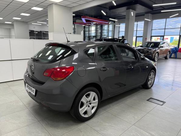 Opel Astra J с пробегом 2011 года, цена 699 000 рублей, 130068 км, хэтчбек, Автокод Объявления
