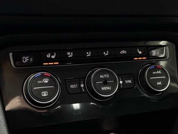 Volkswagen Tiguan II с пробегом 2017 года, цена 2 699 000 рублей, 156000 км, внедорожник, Автокод Объявления