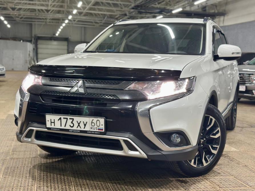 Mitsubishi Outlander III Рестайлинг 3 Набережные Челны  - изображение 2