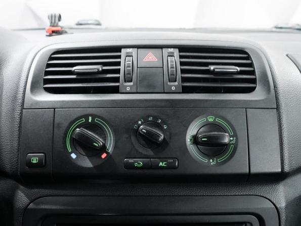 Skoda Fabia II Рестайлинг с пробегом 2012 года, цена 479 000 рублей, 220000 км, универсал, Автокод Объявления